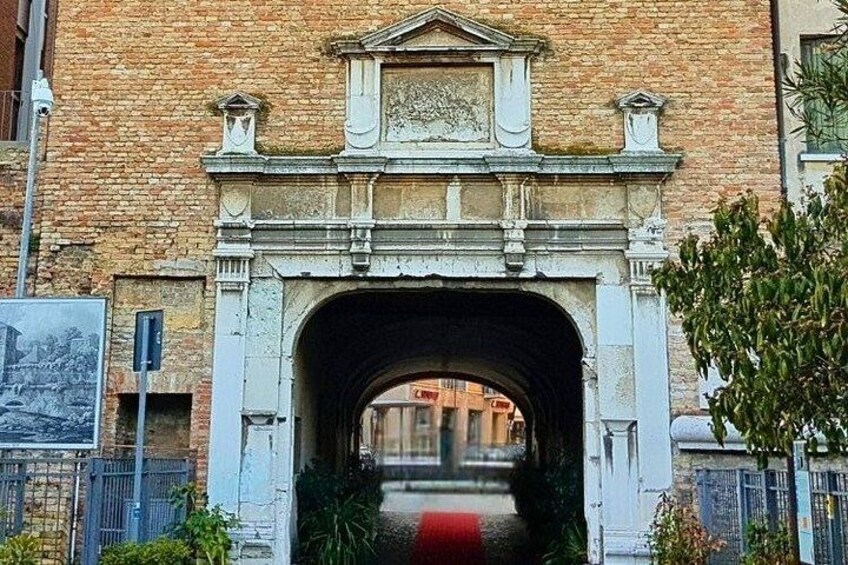 Treviso Audio Tour Explore history symbols and meditations 4