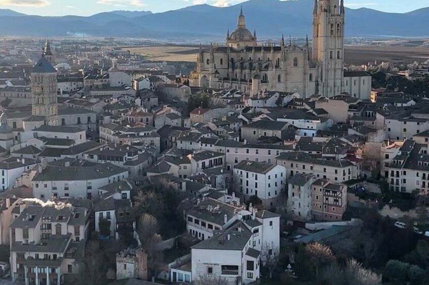 Exclusive Sunrise and Sunset Balloon Flights in Segovia 4