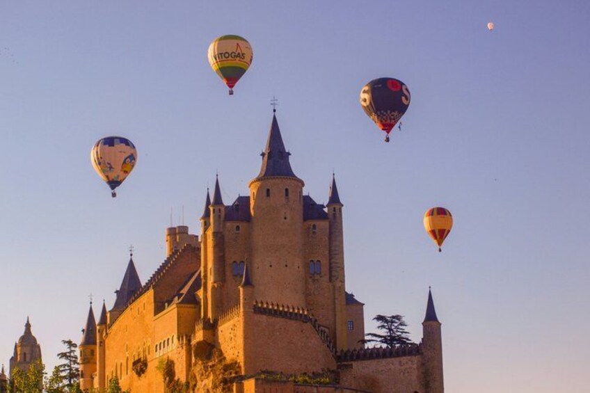 Exclusive Sunrise and Sunset Balloon Flights in Segovia 3