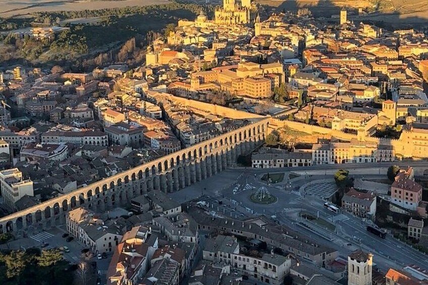 Exclusive Sunrise and Sunset Balloon Flights in Segovia 5