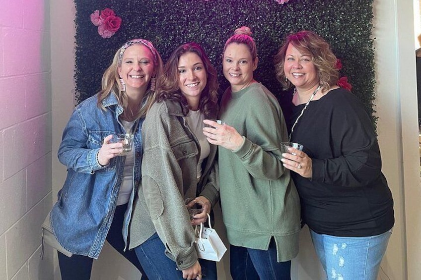 Nashville Shopping Tour with Wine, Cocktails and Snacks 2