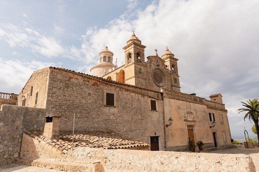 Authentic Mallorca Tour Artà Market and Local Lunch 2