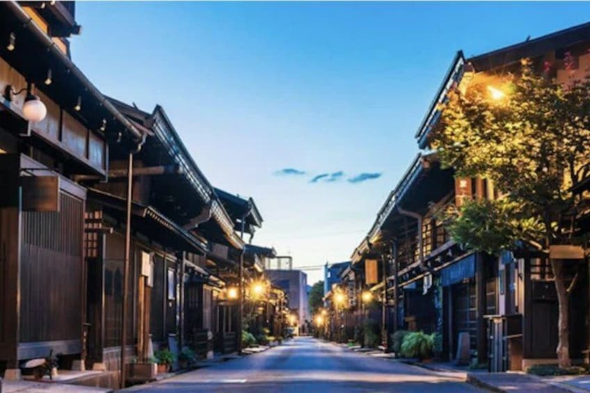 Takayama Private Custom Tour with Local Guide 2
