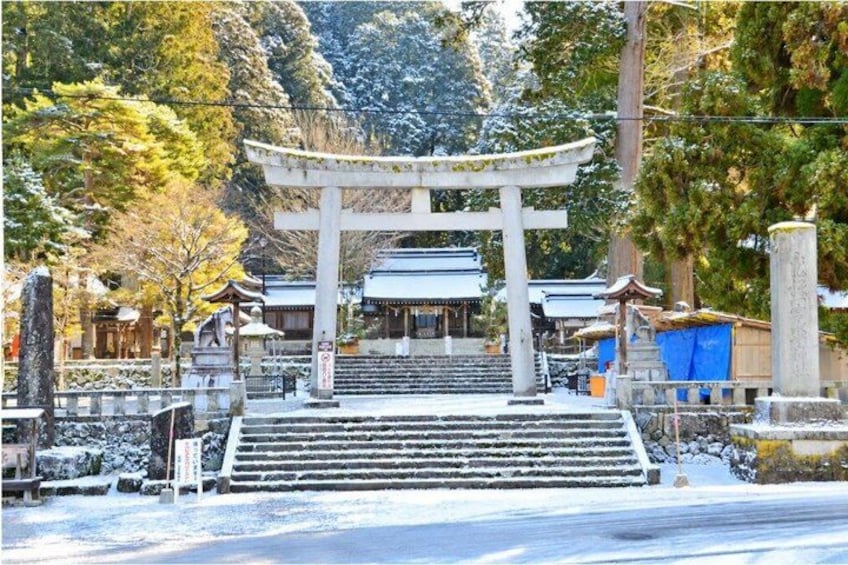 Takayama Private Custom Tour with Local Guide 3