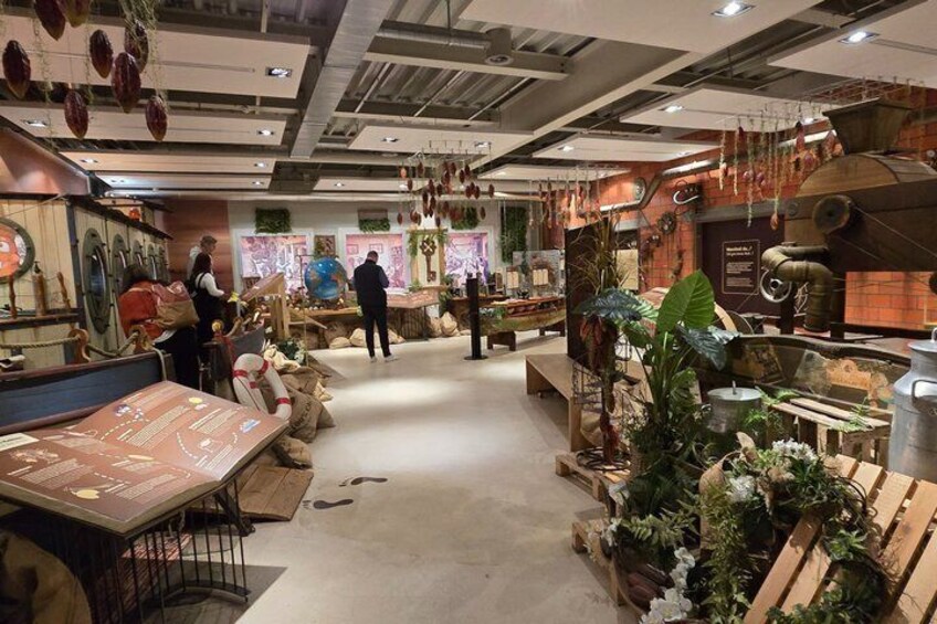 Chocolate Tour from Zürich Create Your Own Swiss Chocolate Bar 2