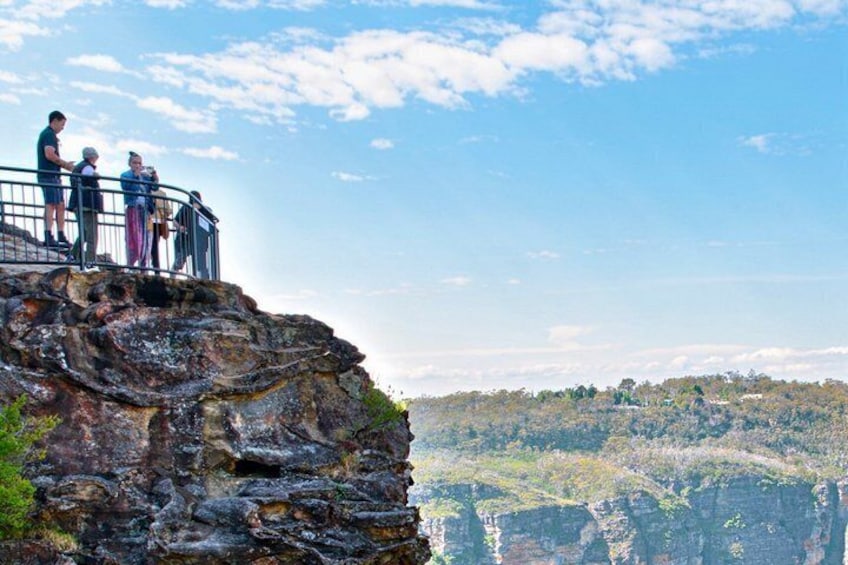 Blue Mountains 3 Guided Scenic Walks, 2 Falls & Towns from Sydney 5