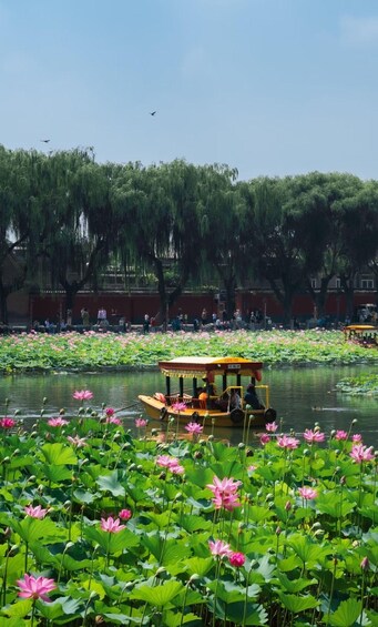 Picture 5 for Activity Beijing: Summer Palace, Royal River Cruise, lotus & Map 3