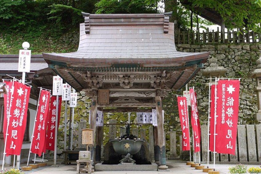 Osaka Temple and Power Spot Cycling Tour 4