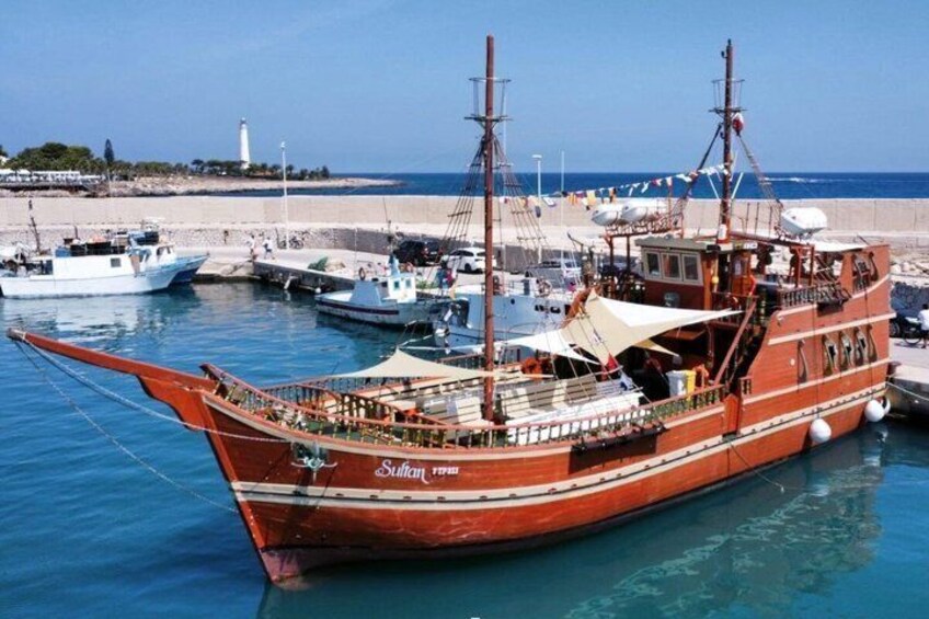 Excursion from San Vito Lo Capo with Galleon Sultan 1