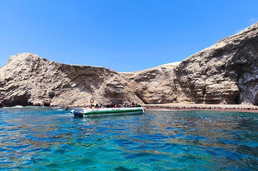 Paracas and Huacachina from Lima – Ballestas Islands and Sandboarding 4