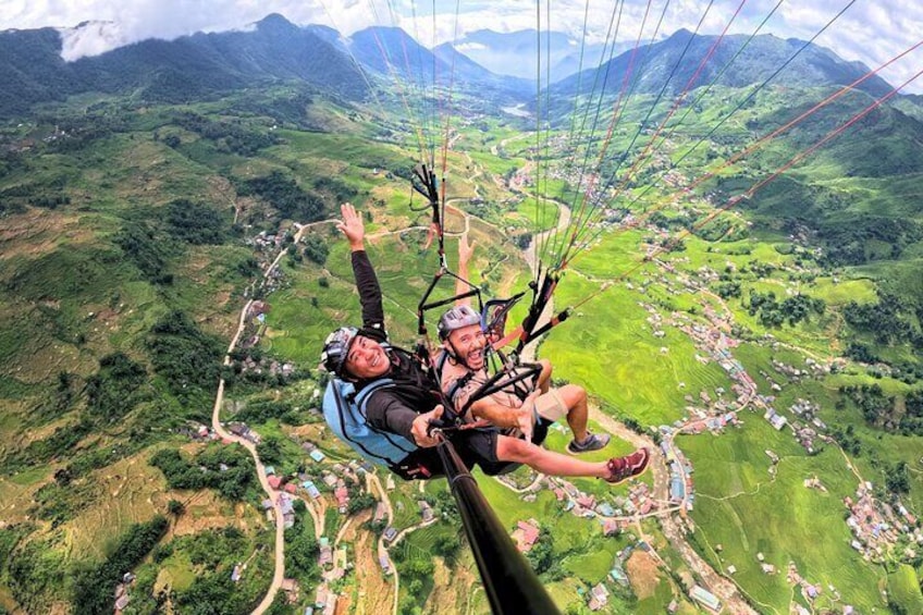 Sapa Paraglide, Go Kart & 6 Games Adventure at Fairy Valley 2
