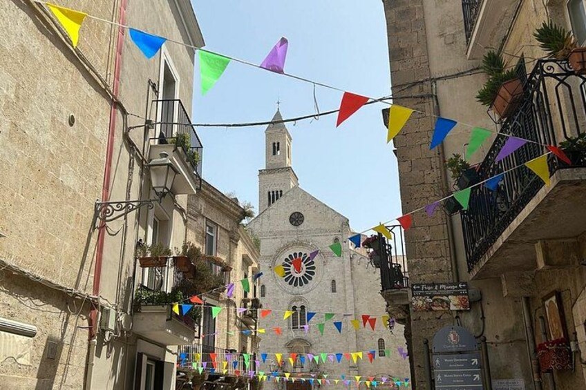 Culinary tour and walk in the alleys of Barivecchia 4