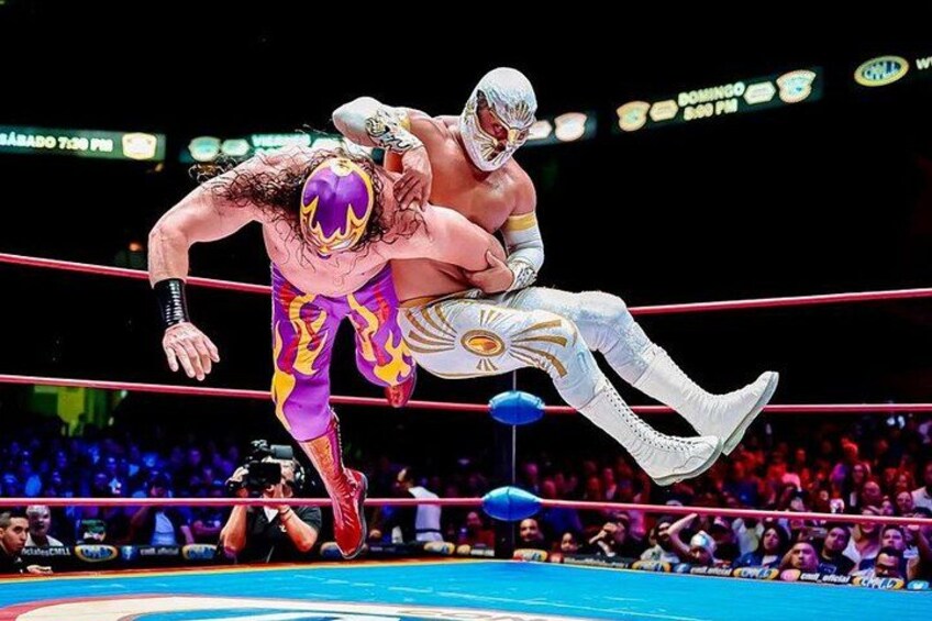 Wrestling Night at Arena Mexico 2