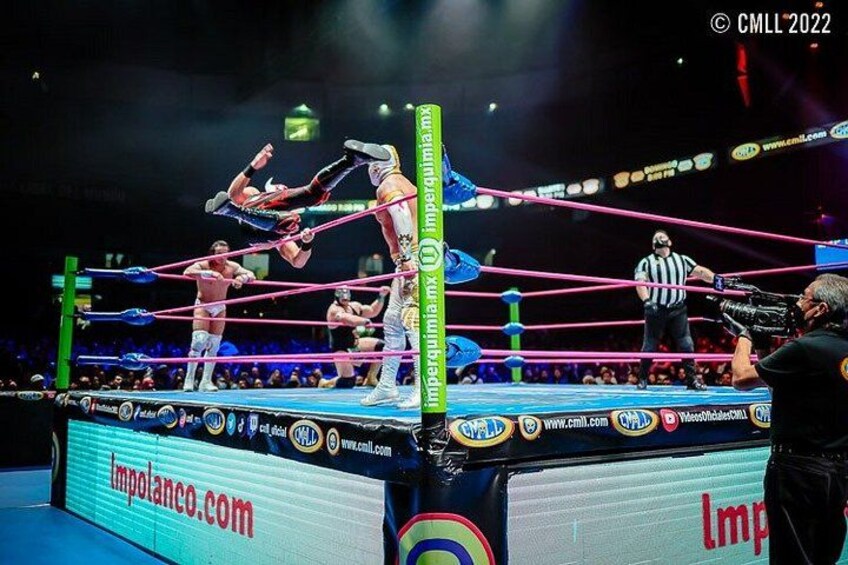 Wrestling Night at Arena Mexico 4