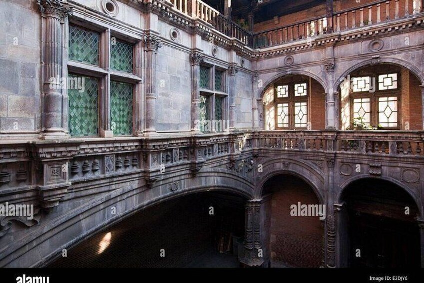 Toulouse: Private Walking Tour of Power, Religion & Trade 5