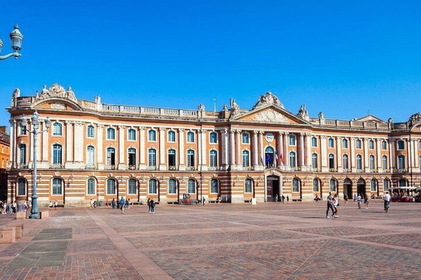 Toulouse: Private Walking Tour of Power, Religion & Trade 3