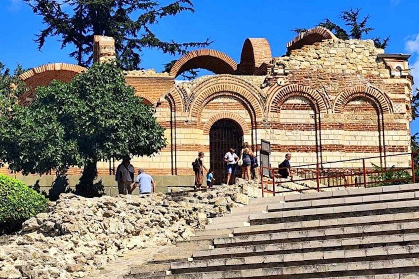 Walking tour: Nessebar Highlights & Optional Wine Tasting 4