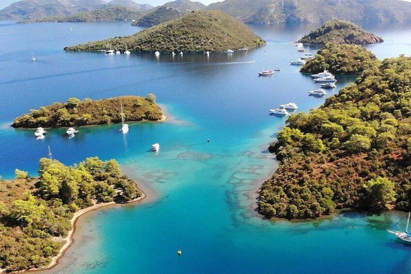 Bodrum Pirate Boat Trip: Swim, Snorkel and Foam Party 2