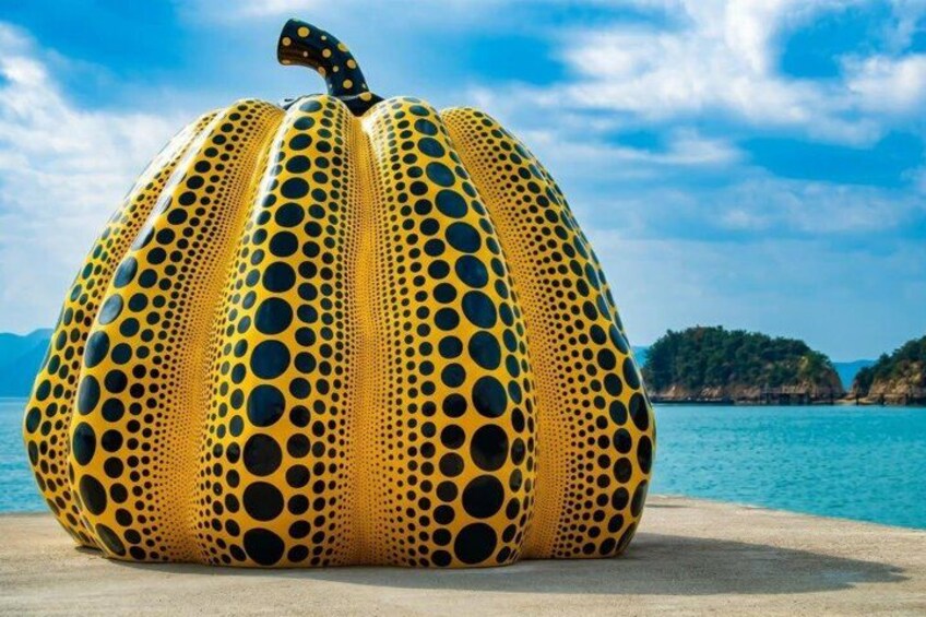 Naoshima Private Custom Tour with Local Guide 1