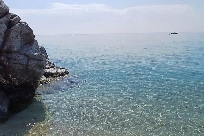 Group boat tour along the Costa degli Aranci with aperitif 2