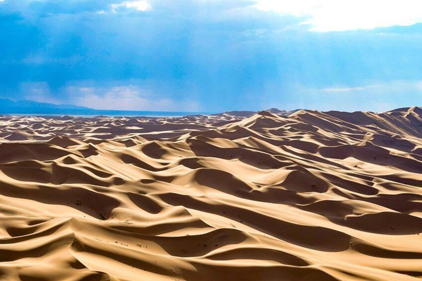 Gobi Desert Expedition: Flaming Cliffs, Dunes & Nomadic Life 1