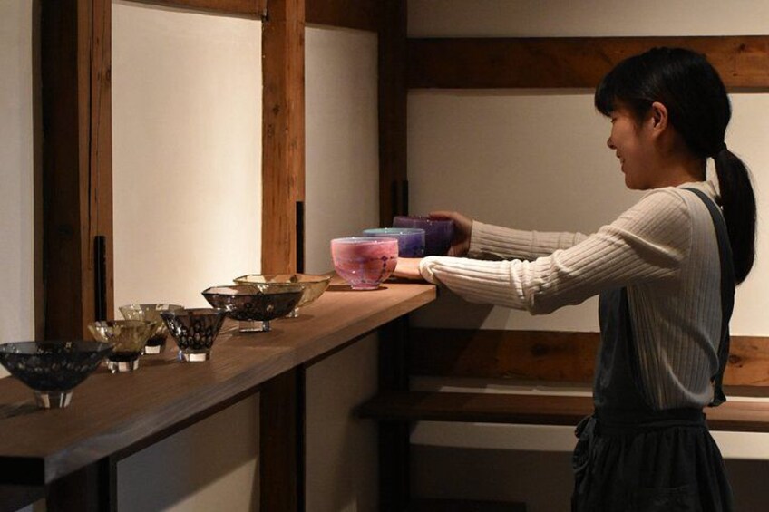 Glass Art Workshop with Gallery Tour in Kanazawa 3