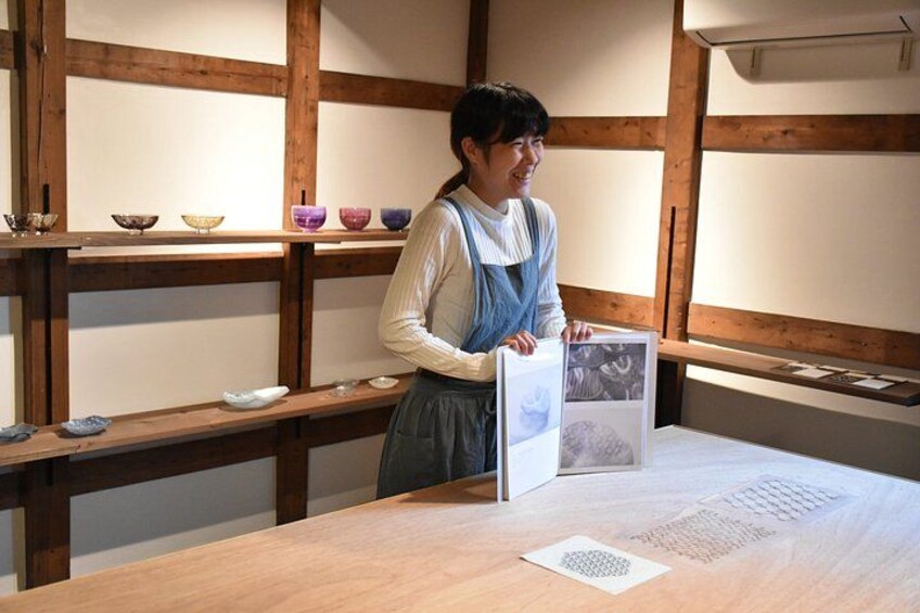 Glass Art Workshop with Gallery Tour in Kanazawa 1