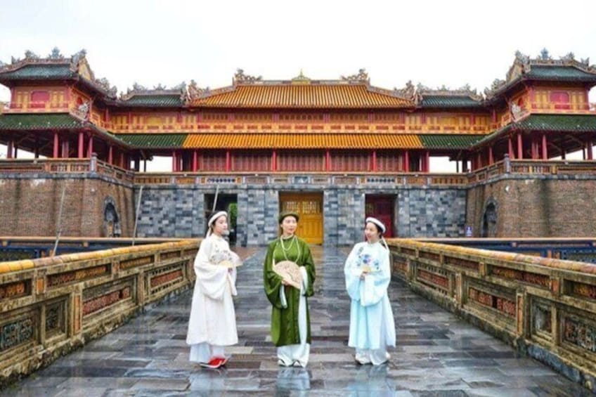 From Hue: Hue City Tour Imperial, Thien Mu Pagoda, Royal Tombs 3