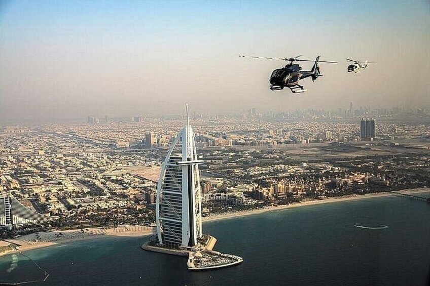 Shared Helicopter Tour to Jumeirah Beach Residence 1