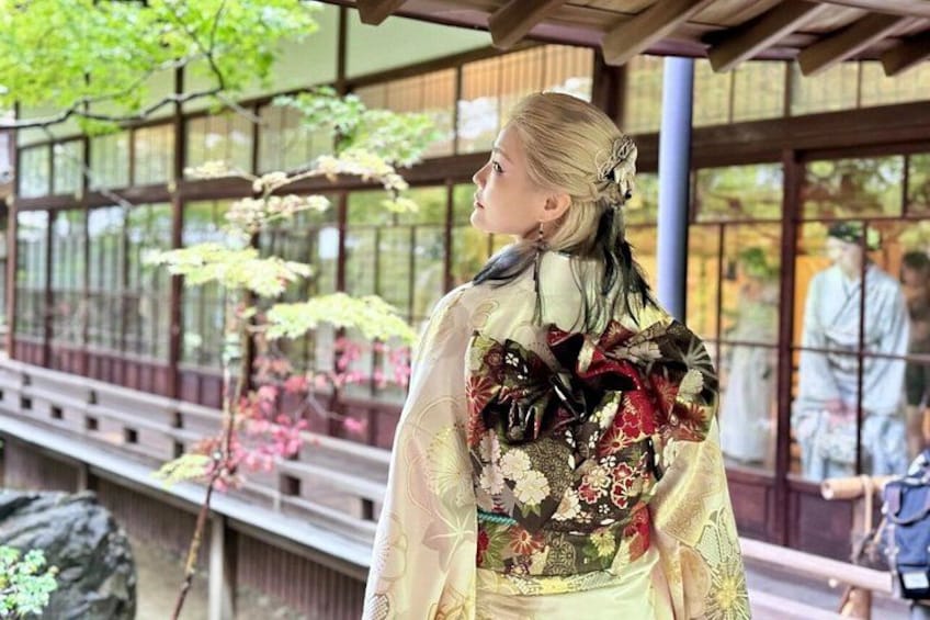 Eikando Temple Kyoto Kimono Rental with Hair Styling Experience 1