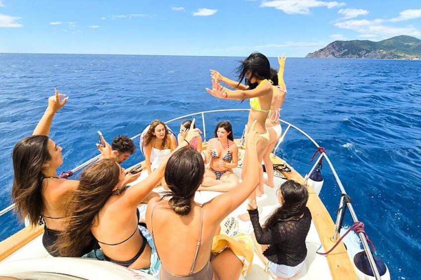 Cinque Terre Boat Tour Departing from Monterosso 4