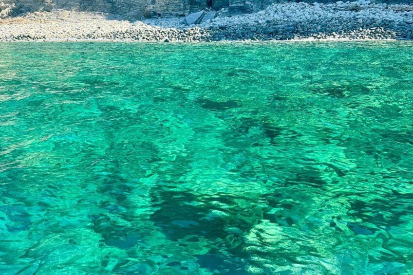 Monterosso: Daily boat tours with drinks on board 2
