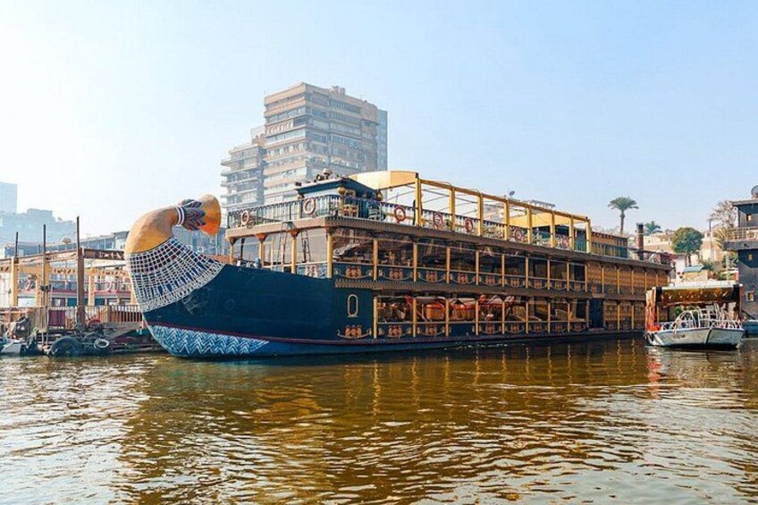 Luxury Nile Pharaoh Cruise with Dinner and Show 2