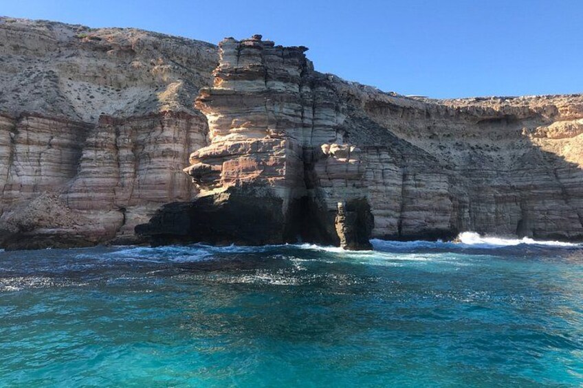 Kalbarri Sunset Cruise Along Island Rock & Coastal Cliffs 3