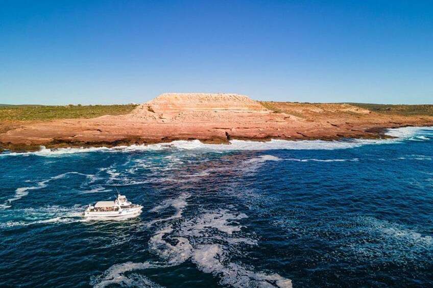 Kalbarri Sunset Cruise Along Island Rock & Coastal Cliffs 4