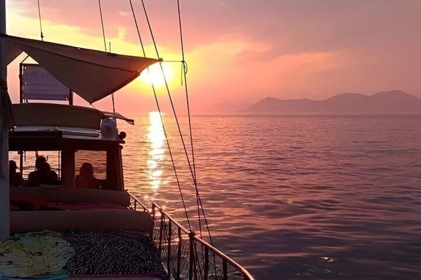 Private Oludeniz Boat Trip Sunset or Morning Tour for 8 people 3