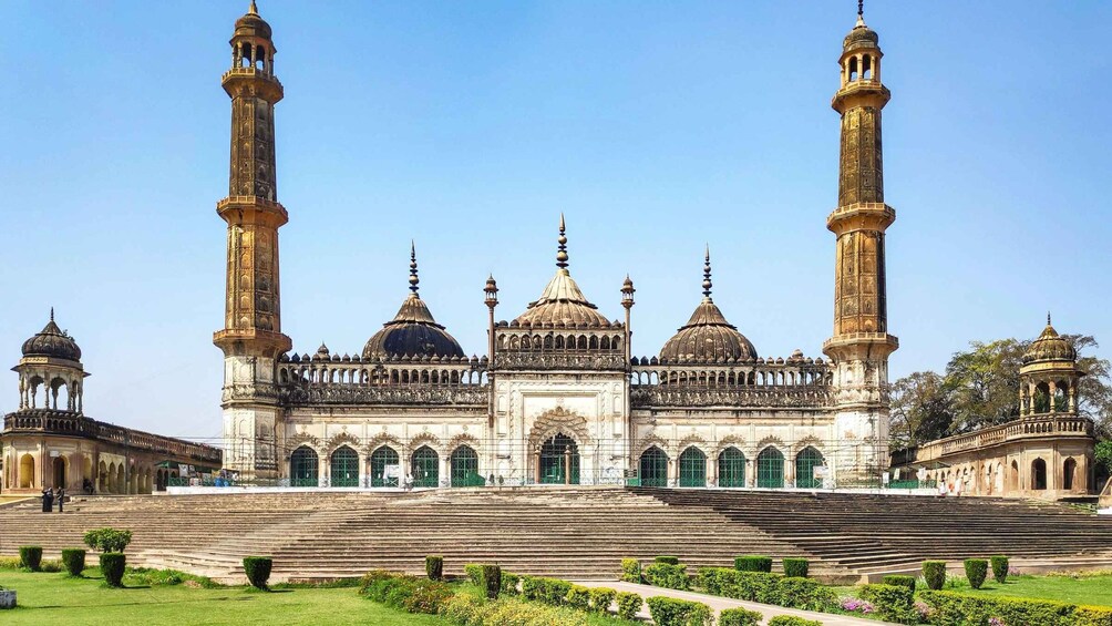 A historic building with domes and minarets. 2