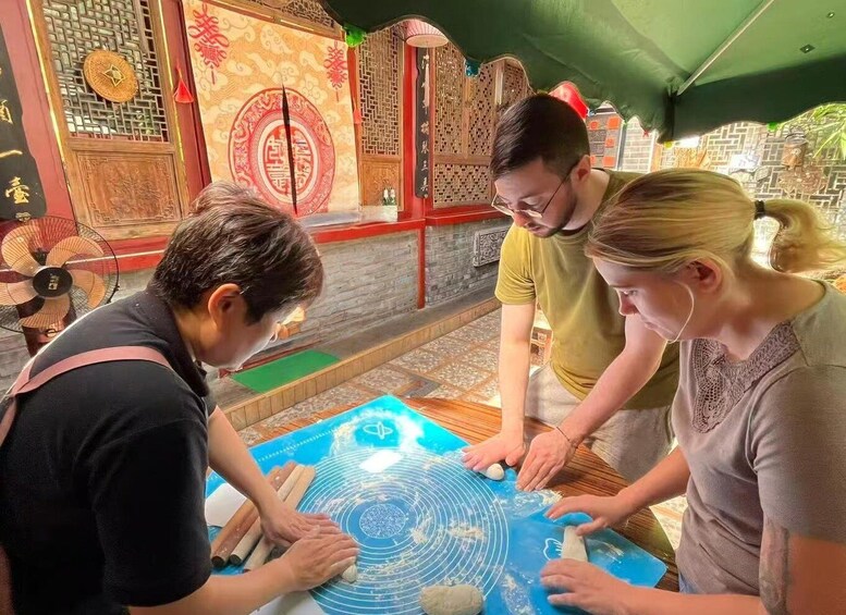 Beijing: PrivateHutong Tour&Dumpling Making 1