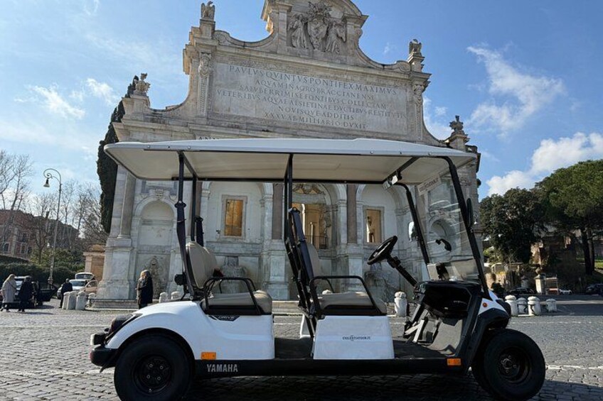 Rome Guided Golf Cart and E-Tuk Tour 4