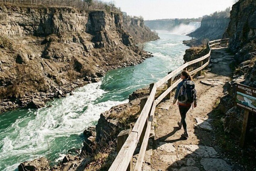 Discover Niagara Falls: A Self-Guided Tour 5