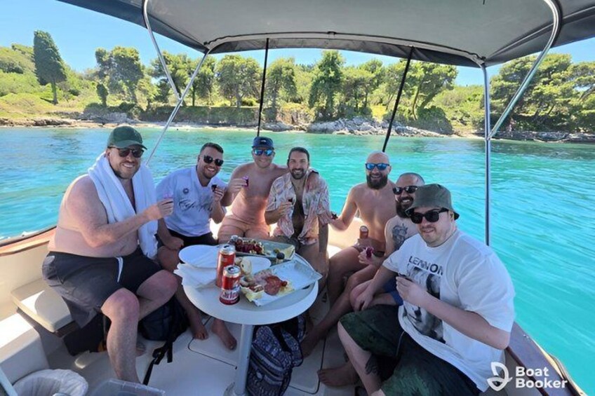 Zadar: 3 Islands Escape Boat Tour w/ Drinks, SUP & Snorkeling 4