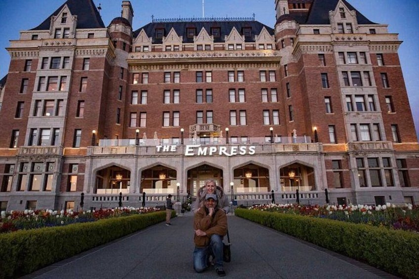 Scenic Victoria Pedicab Tour - 2 hrs 4-8 People 2