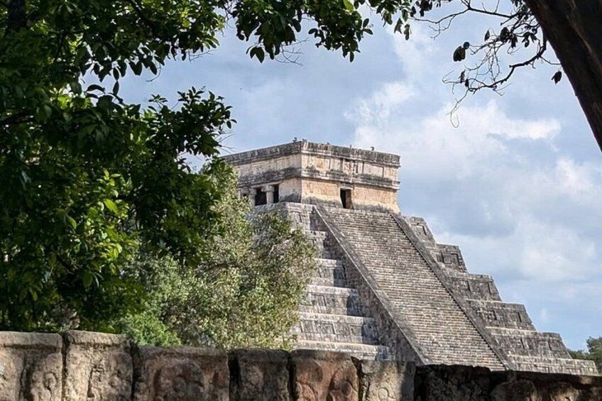 Chichen Itza Authentic Tour + Cenote swim + Buffet + Valladolid 5