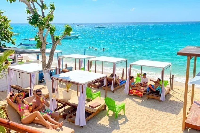 Cartagena tour isla grande beach club 5 parada almuerzo y coctel 1