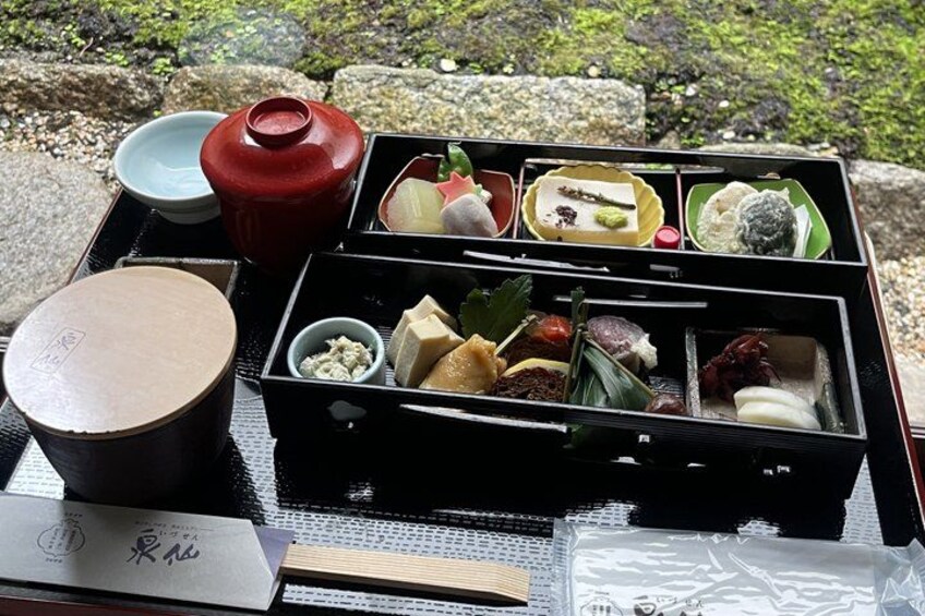 Historic Kyo-Machiya Dining: Zen Shojin Ryori, Wagashi and Matcha 2