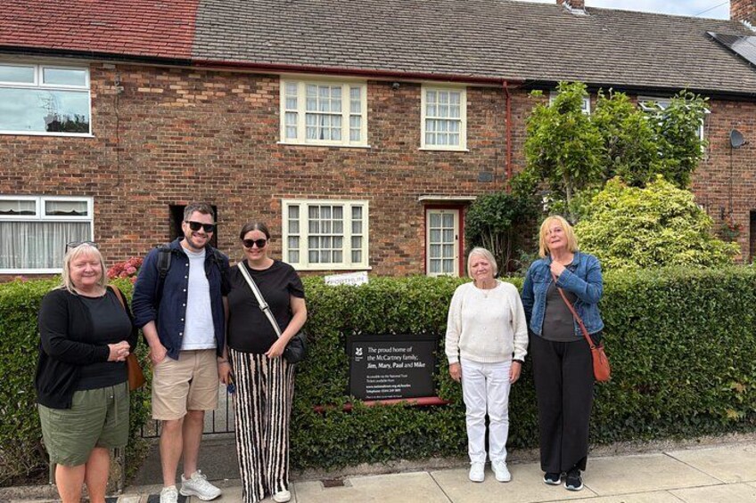 Private Liverpool Beatles Taxi Tour + Cavern Finale 3