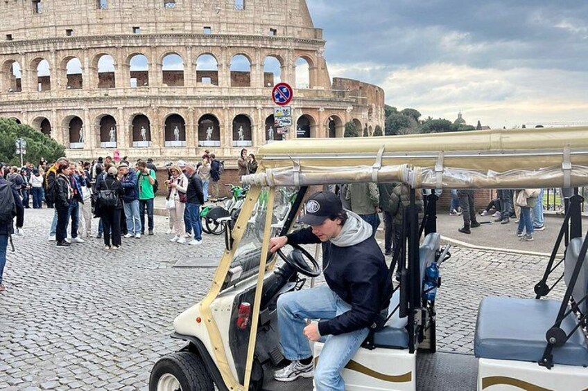 Discover Rome in 3 hours Premium Golf Cart Tour 3