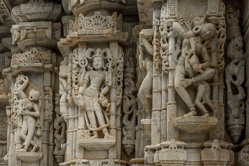 Jawai Leopard Safari & Ranakpur Jain Temple Day Tour from Jodhpur 1