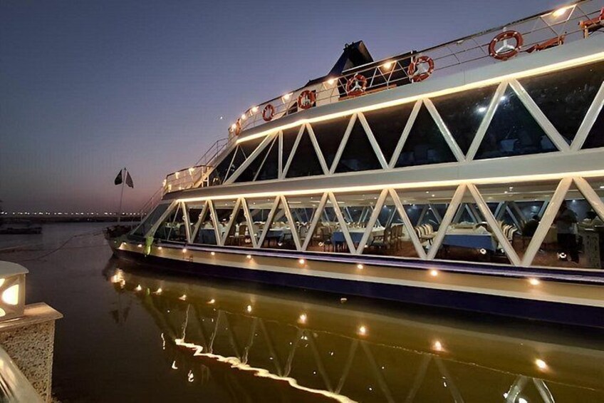 Luxury Nile Crystal Dinner Cruise in Cairo VIP Night Experience 2
