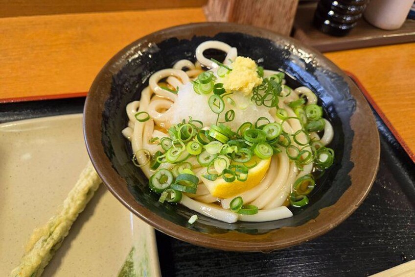 Kagawa: Local Udon Hopping Experience 4